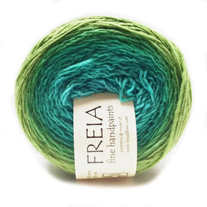 Freia Shawl Ball